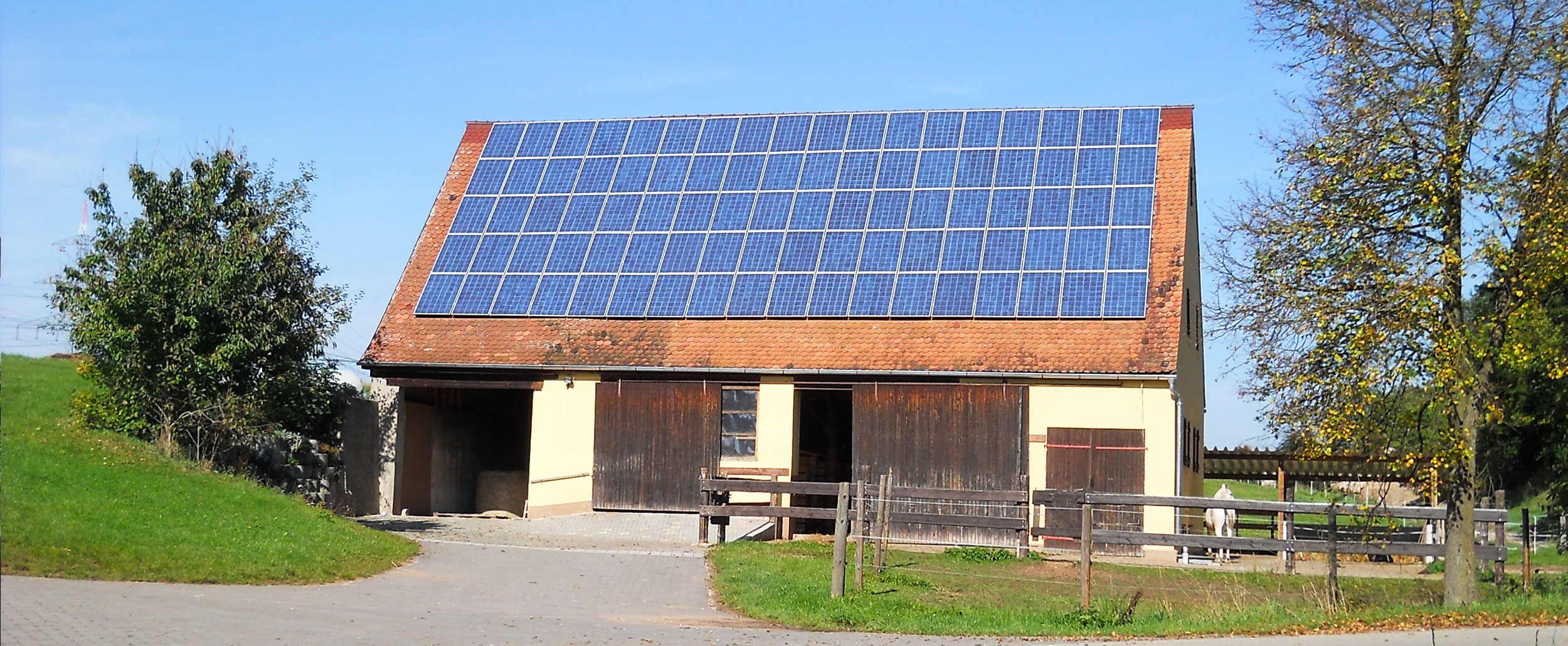 Haus mit Photovoltaikanlage